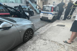 Avetrana, assalto al bancomat nella notte: danni alla struttura e ladri in fuga col bottino