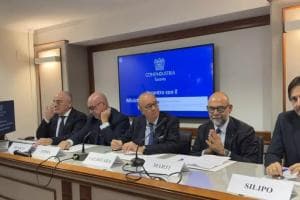 Il ministro Valditara a Taranto: «Patto tra scuola e imprese per il lavoro»