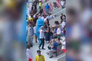 Giochi del Mediterraneo, a Taranto tutti pazzi per la mascotte Ionios VIDEO