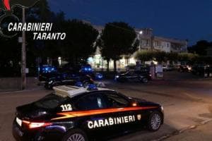 Immigrazione clandestina a Taranto, le intercettazioni degli indagati: «La Meloni sta rompendo i cog****i con tutti questi controlli»