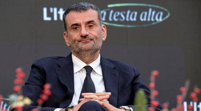 Decaro ricorda lo sbarco della Vlora: «Non mi rassegno a un’Europa che torna a costruire muri»
