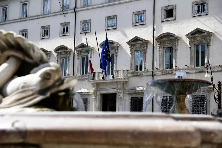 Paga minima in appalti pugliesi, la Consulta respinge il ricorso del governo: «Giusto escludere chi non paga abbastanza i dipendenti»