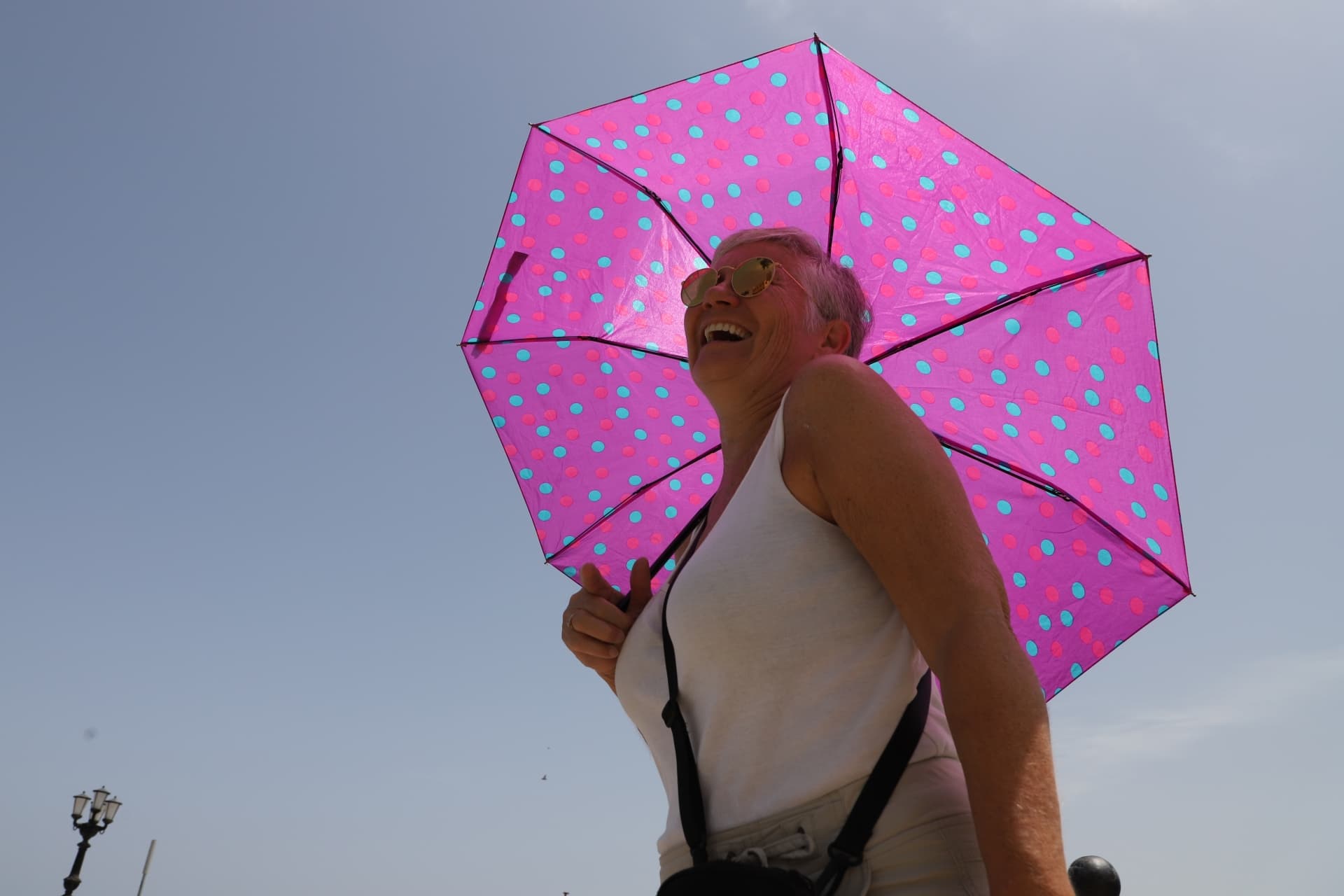 Ondata di calore in Puglia, bollino rosso a Bari il 25 giugno: temperature fino a 34 gradi percepiti