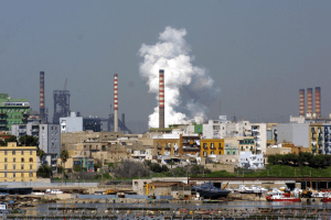 Ilva Taranto, i commissari ricorrono in Cassazione contro lo stop all’area a caldo