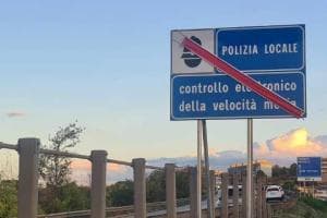 Mottola, spento il «tutor» sulla Statale 100: «Adesso si rischia di più»