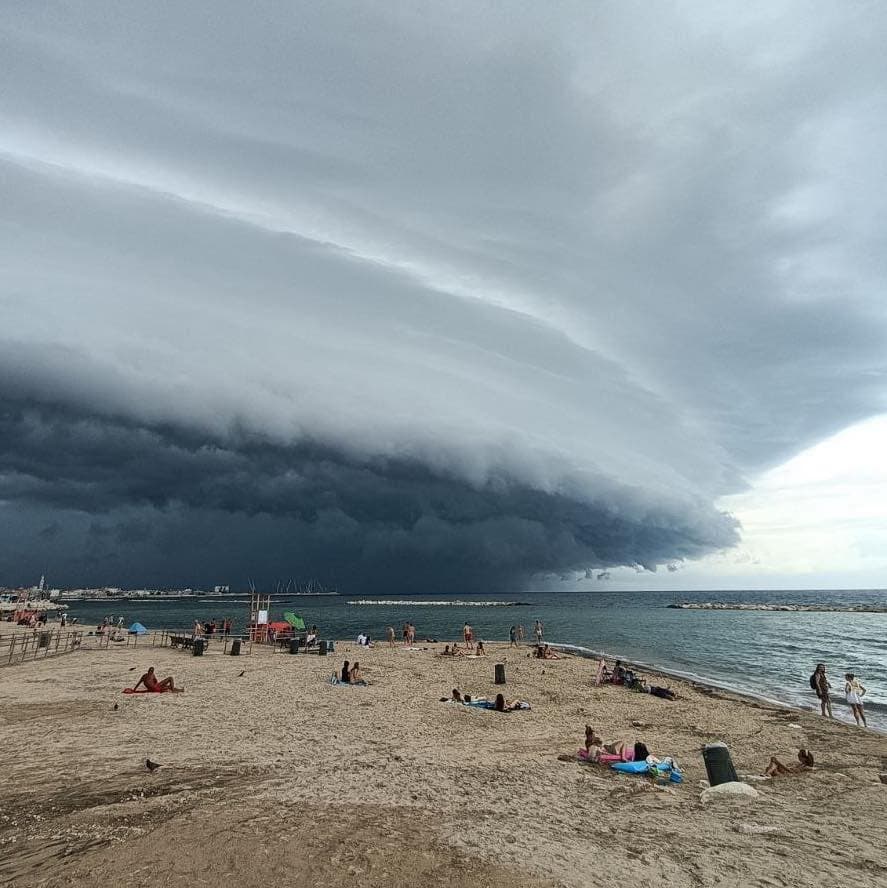 Maltempo, allerta gialla in Puglia per temporali: domani 17 agosto previste piogge sulle zone interne