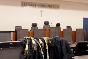Taranto, finisce ai domiciliari dopo le accuse della ex: ma la vittima era lui