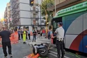 Schianto tra bus e scooter a Taranto: grave il motociclista, trasportato in codice rosso