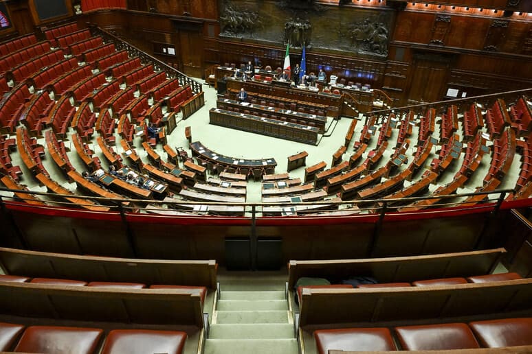 Politiche 2027, le proiezioni con la nuova legge: in Puglia il Pd potrebbe raddoppiare i seggi