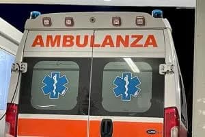 Incidente sulla Statale 100 tra Gioia e Mottola: scontro auto-camion, un morto e un ferito