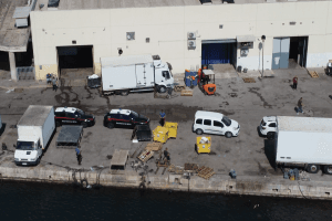 La cocaina nascoste tra le bibite al mercato ittico: a Taranto arrestato un 60enne