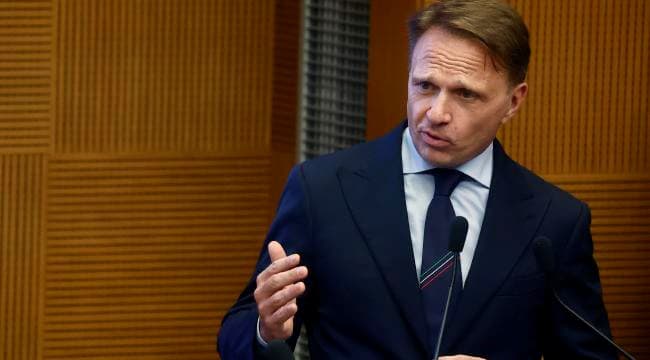 Il ministro Lollobrigida in Puglia: «Il Sud cresce con la Zes e le esportazioni»