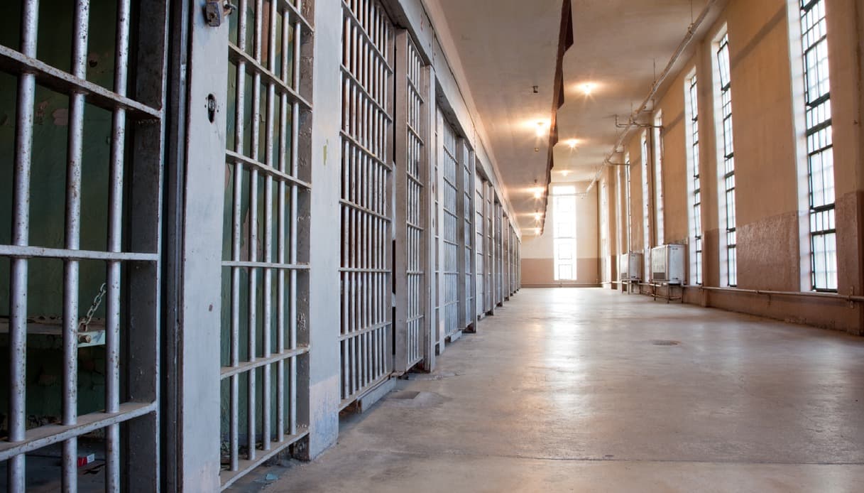 Da 72 giorni in isolamento nel carcere di Malta: il dramma del 15enne pugliese, i genitori chiedono giustizia