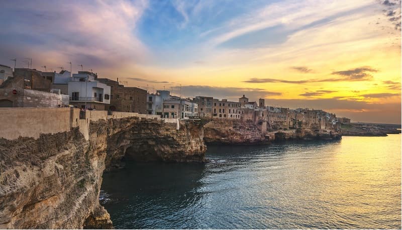 Il turismo in Puglia: analisi dei principali indicatori dal 2015 al 2021