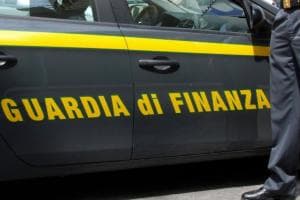 Taranto, falsi crediti di imposta grazie a fatture farlocche: chiusa l'inchiesta su Di Lecce e Daniele