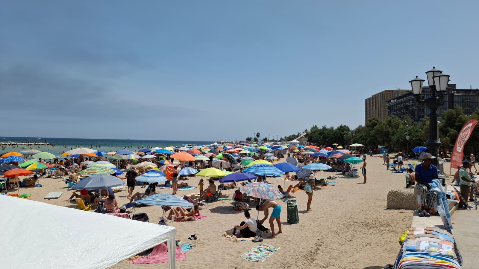 La Puglia ancora nella morsa del caldo: a Bari continua l'allerta rossa, ma da giovedì si torna a respirare