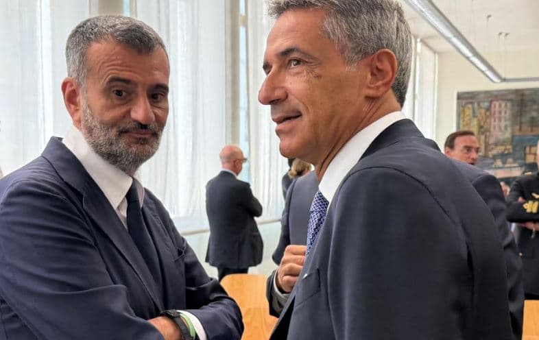 Sanità, in Puglia allarme per le spese del personale: 10 milioni al mese per gli straordinari dei medici