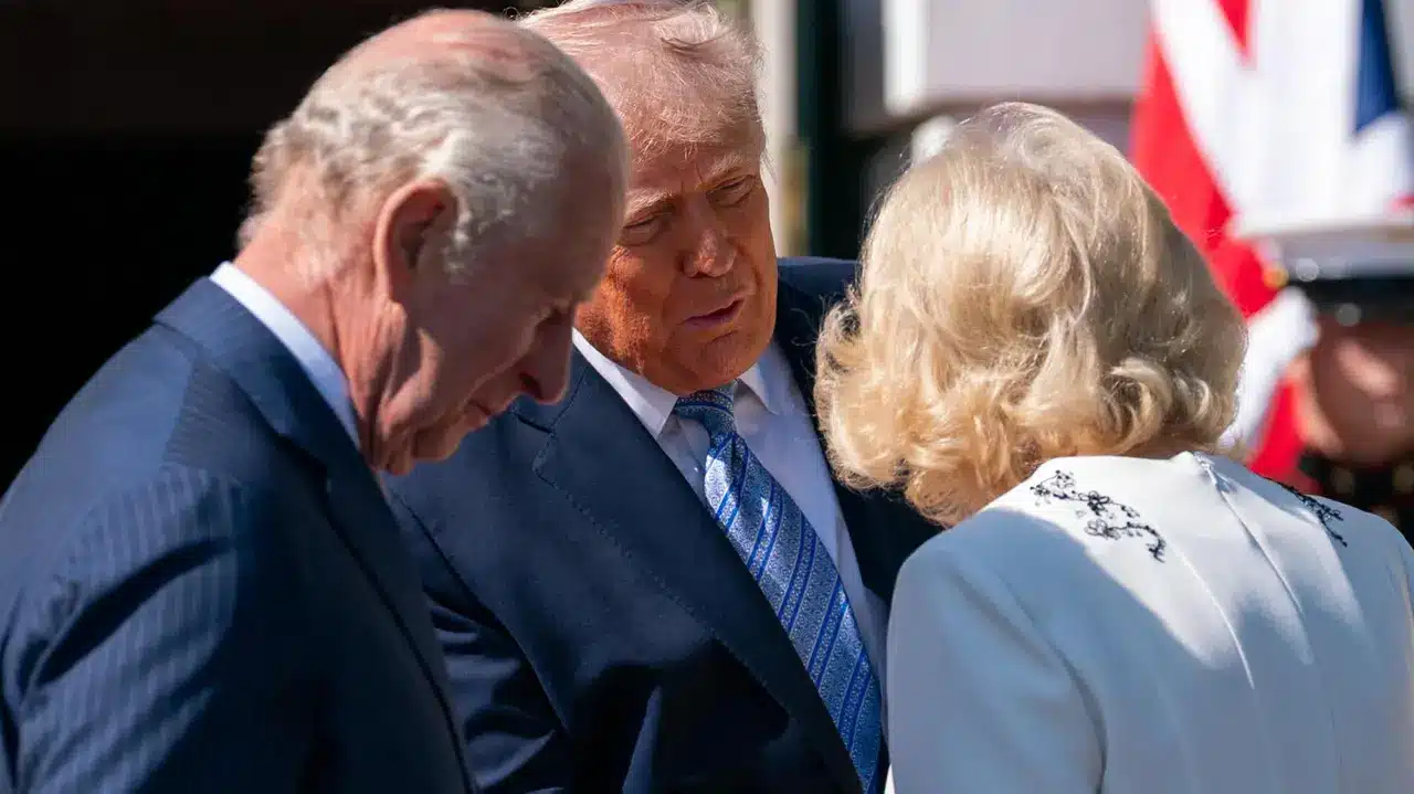 Carlo III negli USA, visita ad alta tensione: incontro con Trump sotto massima sicurezza