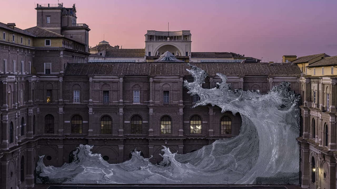 La Biblioteca Vaticana accoglie l'arte moderna: l'installazione di JR tra i manoscritti papali