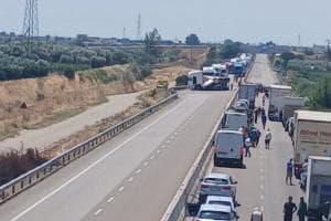 Palagiano, incidente sulla 106 dir: circolazione bloccata in entrambi i sensi di marcia